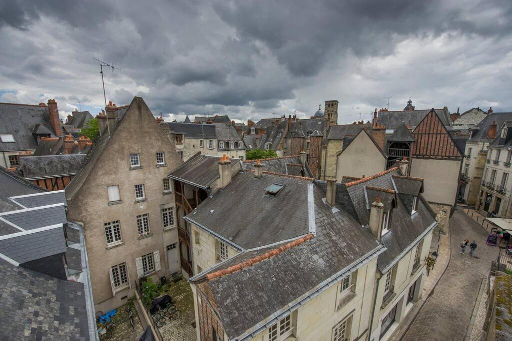 Appartement De Caractere Au Coeur Du Vieux טור מראה חיצוני תמונה